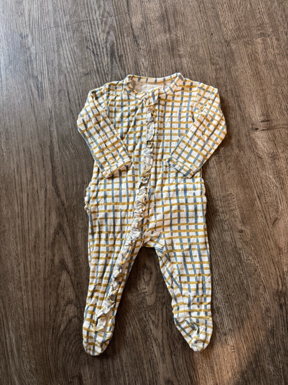 SpearmintLOVE Plaid Ruffle Footed Baby Romper - Yellow & Gray